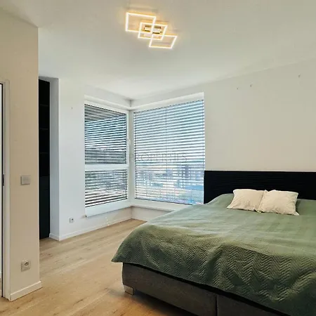 Luxury New House With Garden Lorincik Haje Peres Appartamento Košice